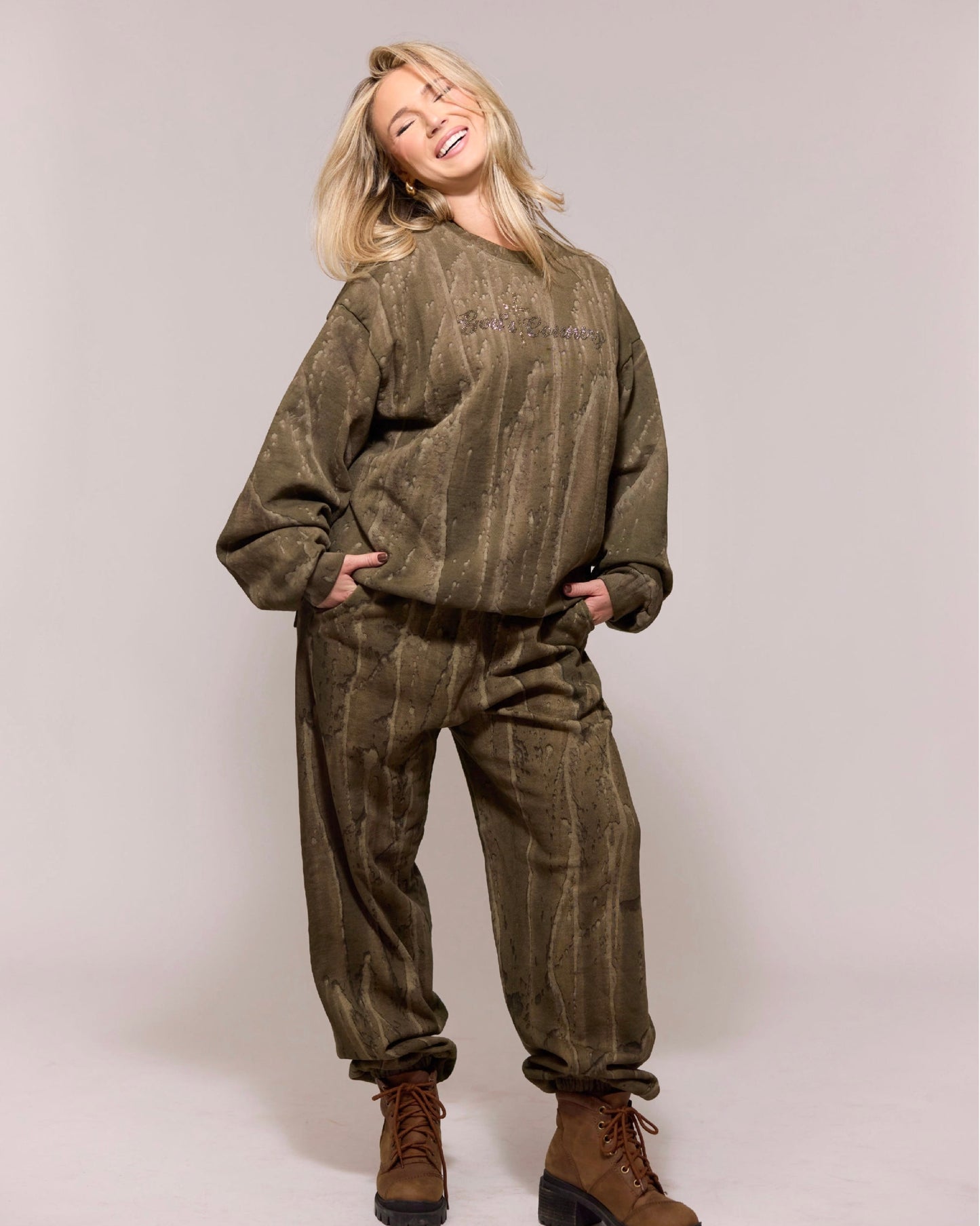 God's Country Sweat Set